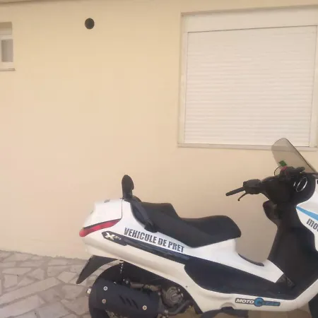 Lägenhet Climatise A 300m Du Port. Refait A Neuf. Bastia (Corsica)