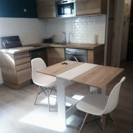 Climatise A 300m Du Port. Refait A Neuf. * Bastia (Corsica)