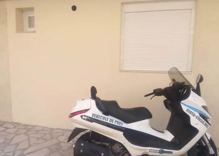 Appartamento Climatisé à 300m Du Port. Refait à Neuf. Bastia (Corsica)