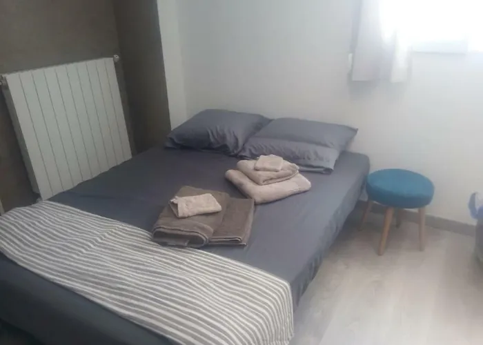 Climatise A 300m Du Port. Refait A Neuf. Appartement Bastia (Corsica)